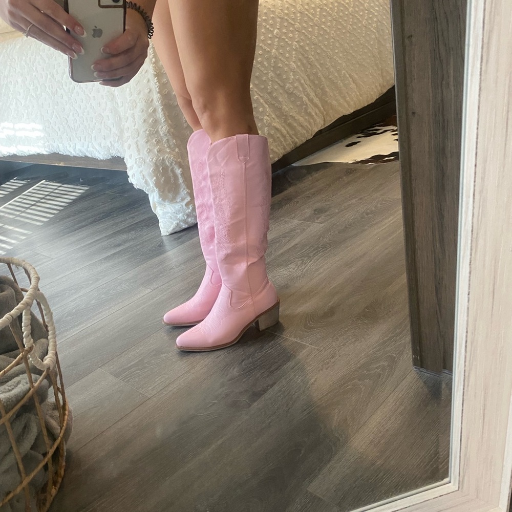COPY - pink cowgirl boots size 7 1/2